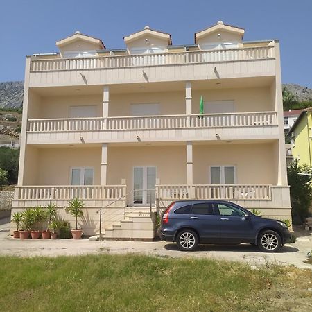 Apartments Ticinovic Omiš Екстериор снимка
