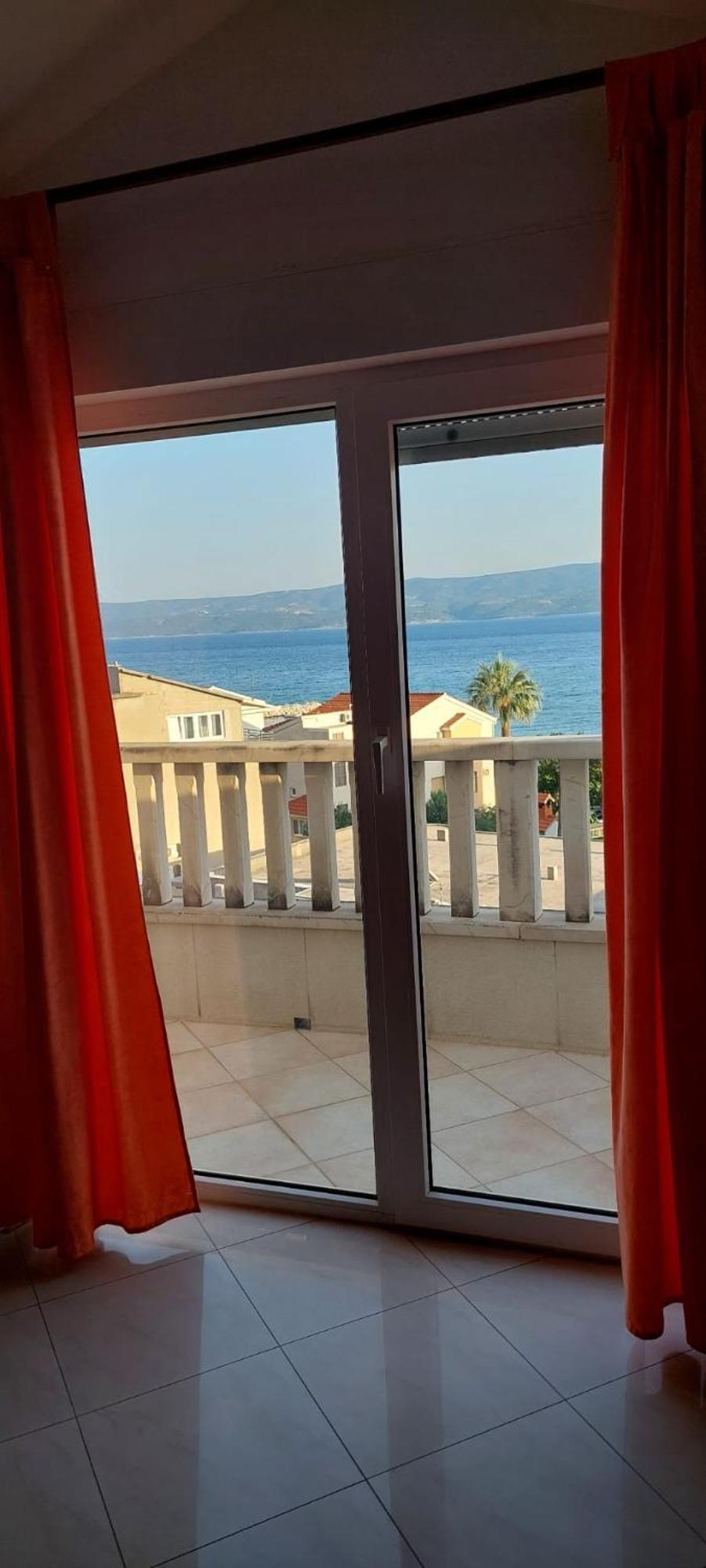 Apartments Ticinovic Omiš Екстериор снимка