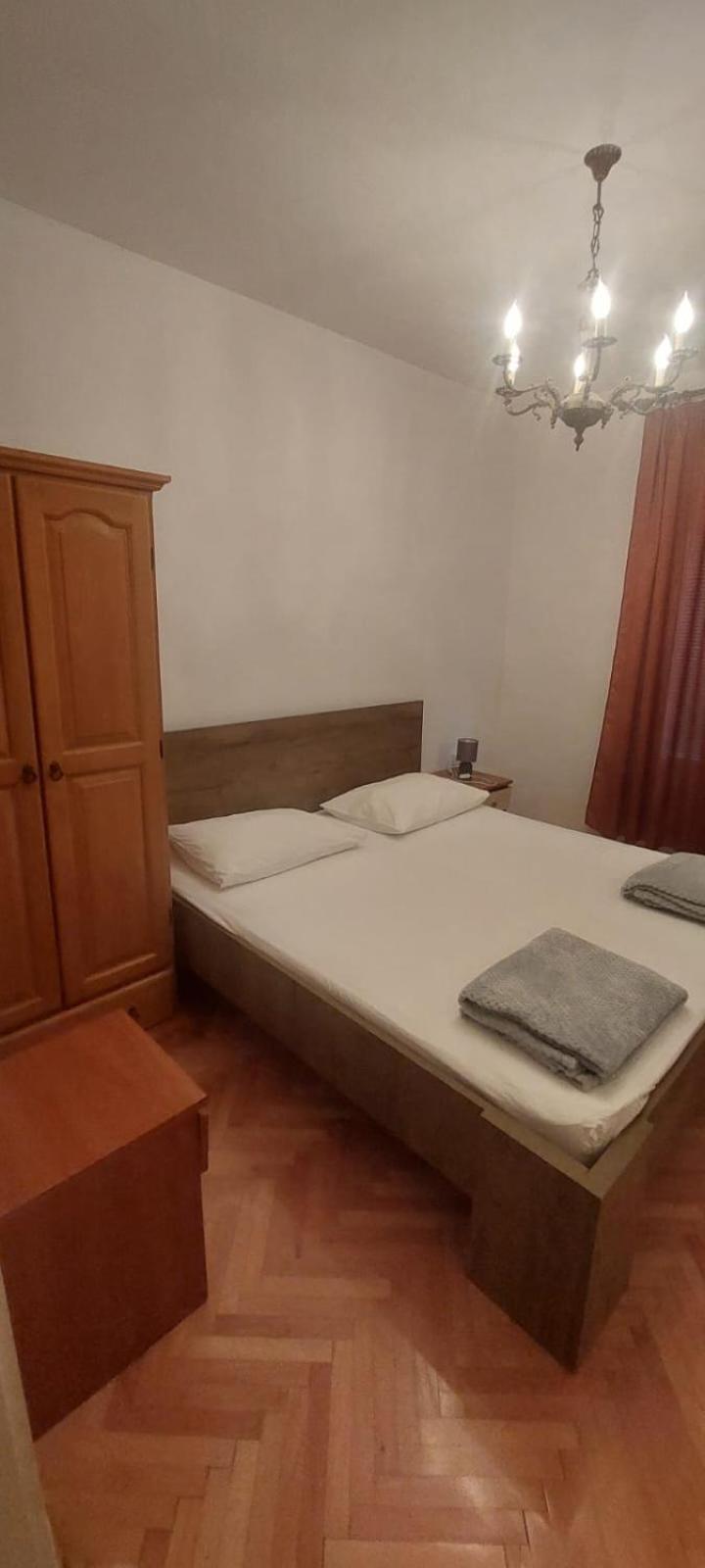 Apartments Ticinovic Omiš Екстериор снимка