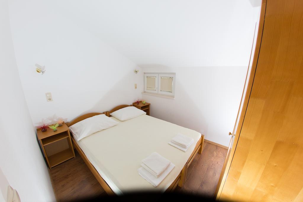 Apartments Ticinovic Omiš Стая снимка