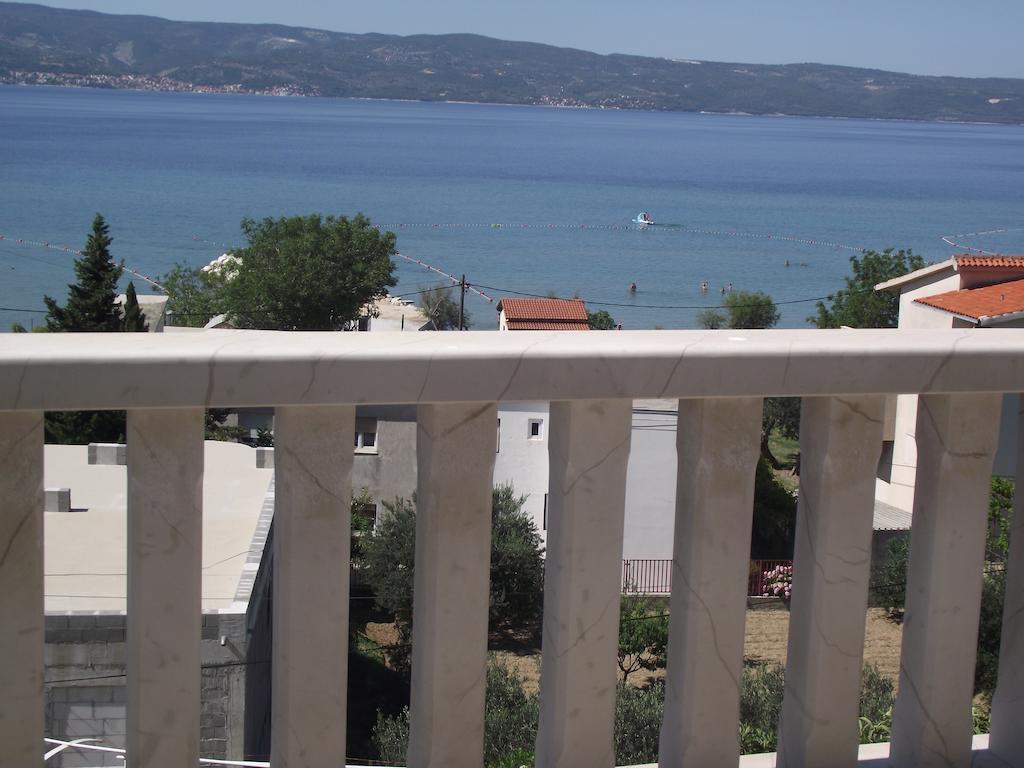 Apartments Ticinovic Omiš Стая снимка